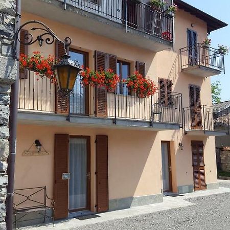 B&B Ca'Suana Lanzo dʼIntelvi Exterior foto